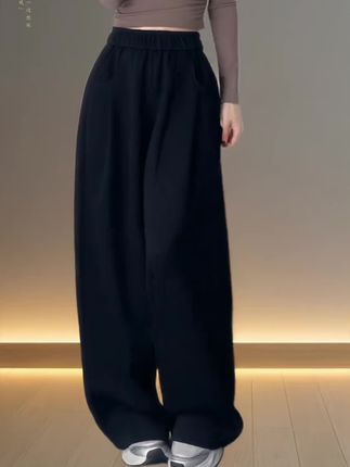 大码宽松运动阔腿香蕉裤女秋季新款胖mm显瘦慵懒风休闲阔腿弯刀裤#阔腿裤 #弯刀裤 #时尚洋气 #松弛感穿搭 @巨量千川 @DOU+小助手