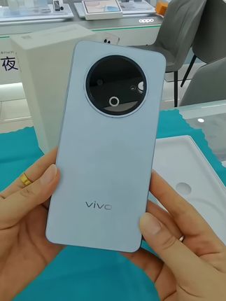 #手机 #vivo #vivo Y500 智能手机 续航8200mAh 耐用更强大#数码科技