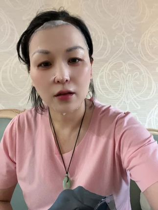 这个朵澜透明面膜大容量精华,柔肤贴合,非常的保湿。29.9到手15片。