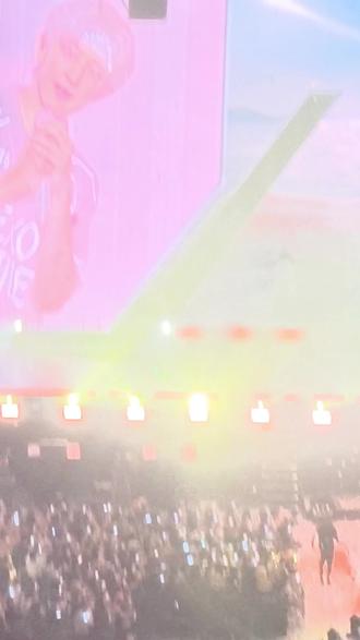 赴一場盛大的約定,園了年少時的心願❤️
#EXO #台湾交换生 #台北小巨蛋