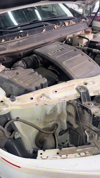 13款雪佛兰科帕奇太懂车主!换近光灯仅3步,20分钟搞定,设计师必须加鸡腿~#雪佛兰科帕奇 #科帕奇灯泡更换 #原创 #每天一个用车知识 #用车小知识