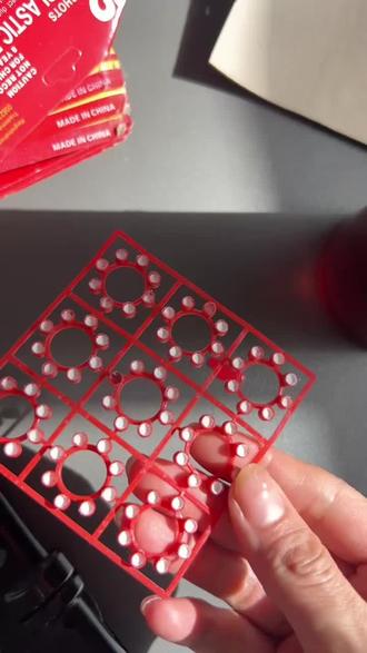 这炮还是小时候玩过,时隔多年,孩子们也玩一玩,炮还是当年的炮,枪比以前质量好多了😄😄