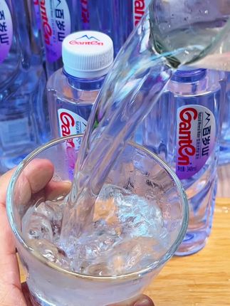 水中贵族百岁山也来天大羊毛啦,一块多一瓶的百岁山,关键这个价到手24瓶装#大自然的搬运工 #百岁山 #矿泉水 #夏日必备 #多喝水