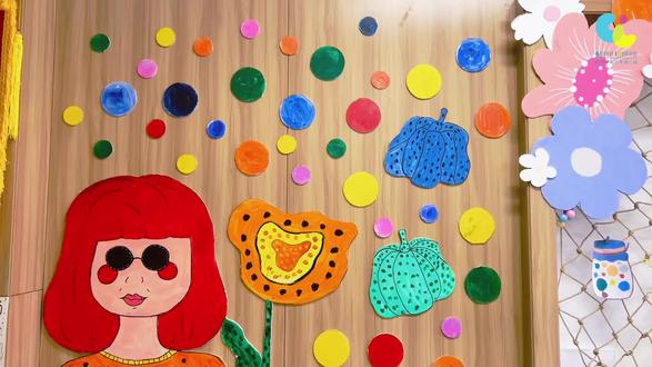 🌟小一班波点艺术上线!宝贝们化身小画家,把彩泥揉一揉、用贴纸贴一贴,把彩色波点变成了超治愈的创意作品~ 每一颗波点都藏着童真与热爱,快来围观小艺术家们的精彩创作吧!