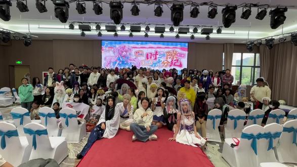 时隔两个月,资溪第二届点点川谷漫展来咯!2月14日情人节漫展欢迎你来玩!@南源民宿(大觉山店)官方号