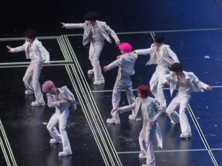 每当我找不到存在的意义#时代少年团 #夜空中最亮的星