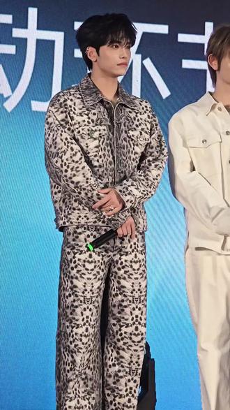 我是你的@POLARIX邵子恒 #邵子恒