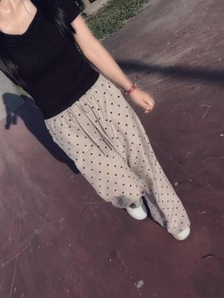 生活吗,适合自己的就是最好的,不嫉妒,不攀比,不羡慕,不强求,认真做个快乐的普通人。#减龄穿搭#时尚休闲#显瘦遮胯#谁穿谁好看