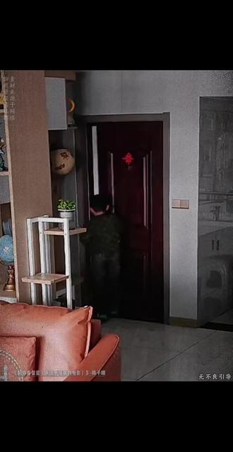 小小的年纪,大大的担当。或许这就是教育的意义吧!#陪你看星星 #永远不落幕的电影 #画一个故事#教育#感人一瞬