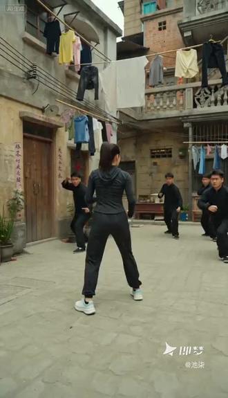 #城寨西装踢斗#即梦AI #AI分身戏精大赛#我的AI分身杀疯了#即梦seedance2.0