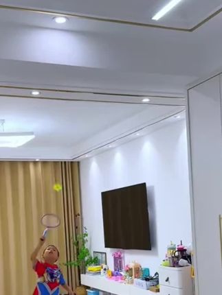 回弹羽毛球室内单人发力练习器一个人打的弹力回旋神器运动#单人羽毛球 #羽毛球训练器 #好物推荐🔥