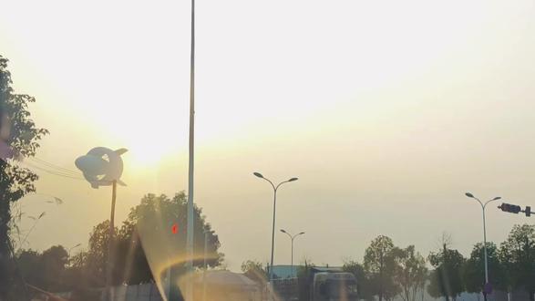 高新区惊现空中发电机#宜宾空中发电机 #UFO