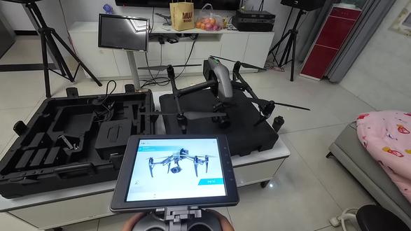 沉浸式安装悟2#大疆#无人机#悟