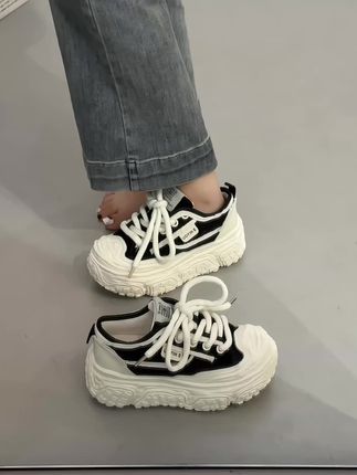 小白鞋女2025新款爆款百搭夏季薄款松糕厚底增高运动休闲帆布板鞋#厚底鞋女 #休闲鞋女 #帆布鞋推荐