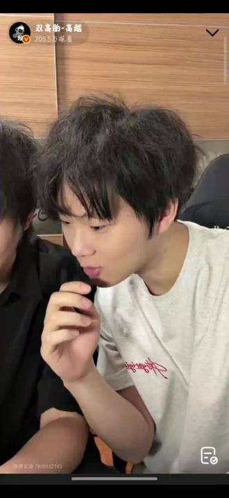 #双高胎 哥俩就这样对自己的实力一无所知
虽然但是,我们还是要坚决抵制黄牛票!!!