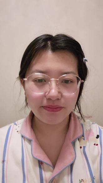 你会和同事成为生活中的朋友吗?下班后的那顿饭,吃的是烟火气,还是人际的界限?#真实生活分享官 #上班下班两副面孔 #同事关系 #边界感 #公私分明