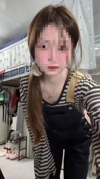 BRN美式复古牛仔背带裤女春季2025年新款慵懒宽松显瘦拖地连体裤#背带裤 #春日穿搭 #减龄穿搭