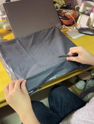 sdfj不要再发圆通快递了 我的盒子又扁了#开箱vlog #周边 #时代少年团大连演唱会