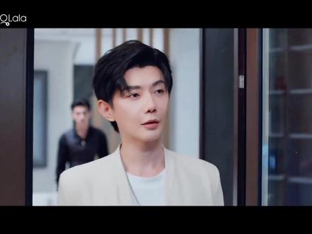 说话就说话,挨我们游主任那么近干啥,瞅给俺们吓得#好剧 #好剧分享
(樊霄,终于把老婆哄回家了)