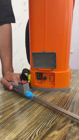 田满舱电动喷雾器,四开关使用方法 #喷雾器 #电动喷雾器 #喷雾器开关 #喷雾器打药机 #喷雾器打药神器