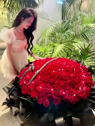 #漂亮的玫瑰 #花束 #浪漫爱情 #玫瑰 #仪式感