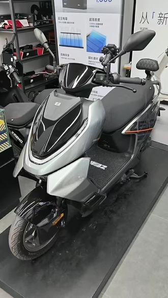 ae4se+介绍#极核 #zeeho #骑极核真舒服 #极核ae4