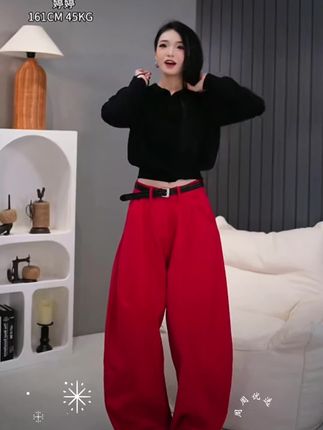 #高级感穿搭 #牛仔裤 #弯刀裤 #街头穿搭 #酷女孩穿搭