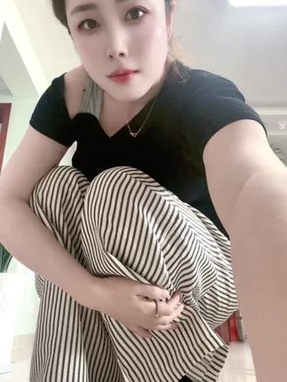 #自娱自乐开心就好 想秀一下大长腿的,主打一个不行😅😅