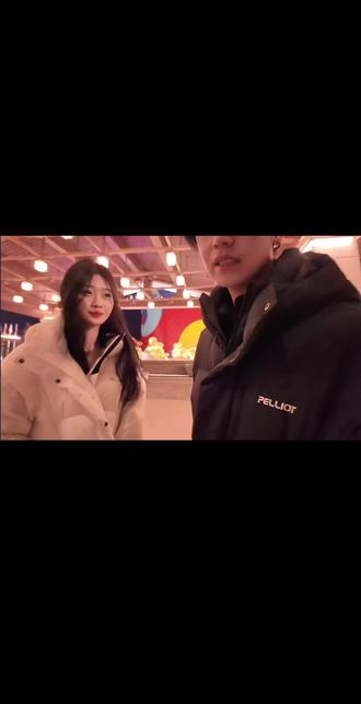 我愿意弥补你的遗憾,但我不愿意成为替代品,男主女主都出戏了,把遗憾留在了长白山 #迪迦 光 #迪迦 光的圈子 #恋雪纪 #小奕 @迪迦 光