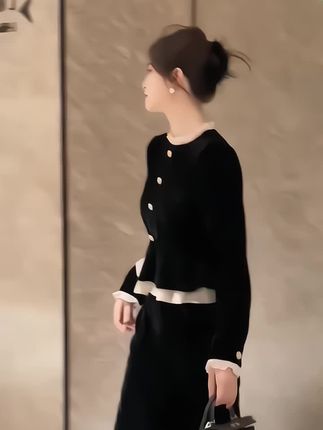 #街拍小姐姐穿搭秀 #穿出高级感 #总裁高端干练气场女装 #高级感穿搭 #显高显瘦穿搭
