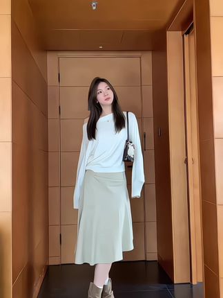 #通勤搭配 #今天穿什么 #出游穿搭 #今日穿搭 #温柔穿搭