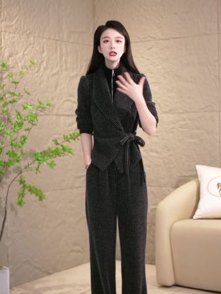 2025秋季新款设计感时尚优雅减龄显瘦套装两件套M-4XL#时尚气质套装#洋气时尚套装#时尚显瘦套装#时尚显瘦套装#时尚气质套装
