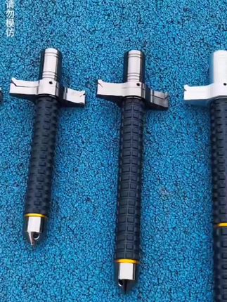 #防身棍#伸缩棍#车载棍#破窗器#登山杖