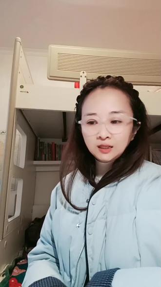 #胖东来洗洁精 看了评论才知道,这个胖东来果蔬餐具净这么多功能,除了洗果蔬,餐具,还能洗头发?刷鞋子?拖地?真是长见识了#胖东来果蔬餐具净#胖东来专营店#胖东来官方旗舰店#胖东来