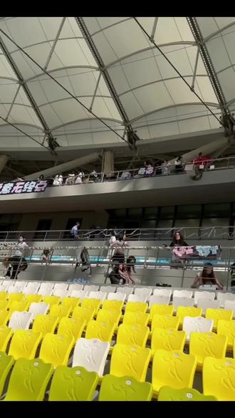 lmp就是这么牛#橹穆灯牌#橹穆cp #蓝粉海