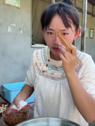 汉小二鲜花椒辣椒面麻辣鲜香冬日火锅水煮菜蘸水烙锅烧烤干碟袋装