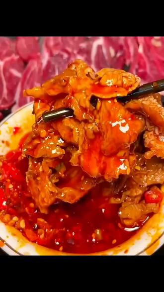 谁懂着一口潮汕鲜切牛肉火锅有多好吃啊#抖音美好惊喜夜#抖音美好跨年季#我的双旦购物分享#爱吃人士的年终总结#美食