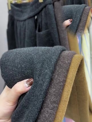 #秋冬ins风穿搭技巧 #秋季日常实用穿搭思路分享 #解锁秋季一周色彩灵感穿搭 #早秋黑白灰穿搭测评 #秋季彩色系穿搭测评