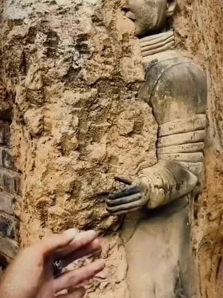为什么说历史不忍细看 你随手翻开的一页,便是他们波澜壮阔的一生。#历史人物 #历史故事 #好书分享