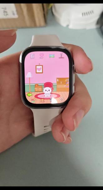 华为手表的这个电子宠物机真的太好玩了😍,小猫很治愈玩起来很上头,每天给小猫喂食,洗澡。还可以种菜和钓鱼,简直就是童年的回忆杀ヾノ≧∀≦)o#华为 #华为手表 #电子宠物 #电子宠物机