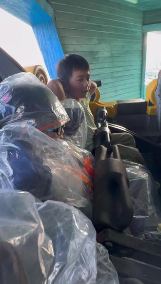 #珠海长隆 #珠海过山车 #珠海超级激流
刚刚120就来坐了
#胆大