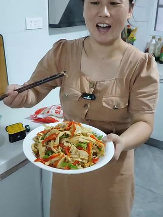 天干菜园没菜吃了,吃它也是不错的选择#糯米笋 #好物推荐🔥