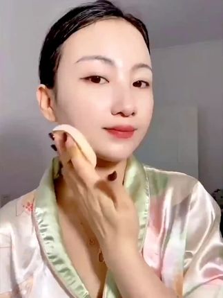 #生活服务热点中心 #棉花糖粉扑上妆贼快而且又服帖 #美妆#棉花糖粉扑