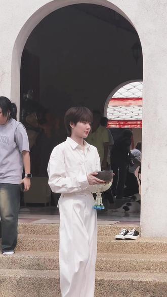 肯师捍卫的三件事:第一南平;
第二南平的发型;
第三:南平的穿搭~#kengnamping