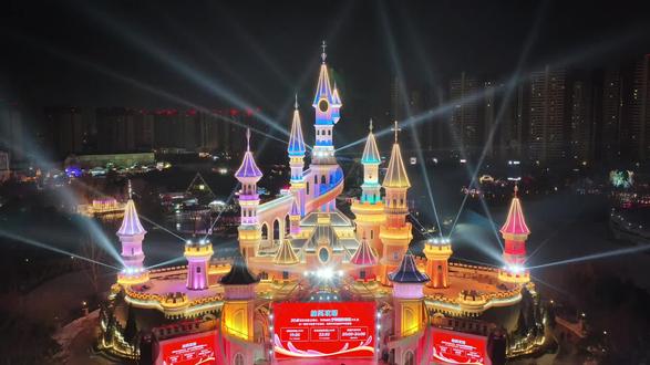 方特迎新春活动来啦 #沈阳方特欢乐世界 #沈阳方特鎏金骏马冰雪奇遇