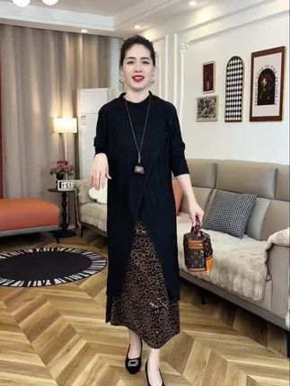 【巴黎画报】胖mm炸街上衣御姐两片式开衩洋气百搭显瘦值得入手#完美搭配 #气质穿搭 #时尚穿搭 #气质穿搭 #女神范儿