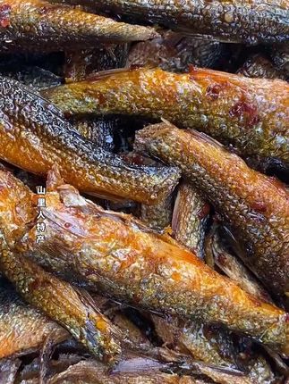 湖南香辣手撕鱼,正宗湖南特产,用农家鲮鱼手工炒制,好吃又下饭!#农村美食  #家乡味道  #手撕鱼#妈呀太香了