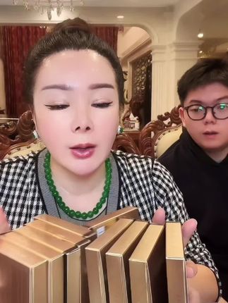 姐妹们次抛精华99发十盒!这个季节每天用起来 #万般微颜次抛精华