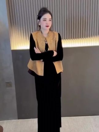 #穿搭穿搭 #夏季穿搭 #夏季新款 #美女街拍穿搭