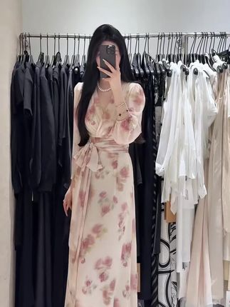 #秋季穿搭 #妈妈的爱 #碎花裙